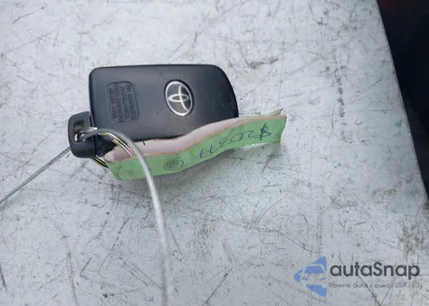 2017 Toyota Corolla Se from USA, damaged, VIN 2T1BURHE2HC843667